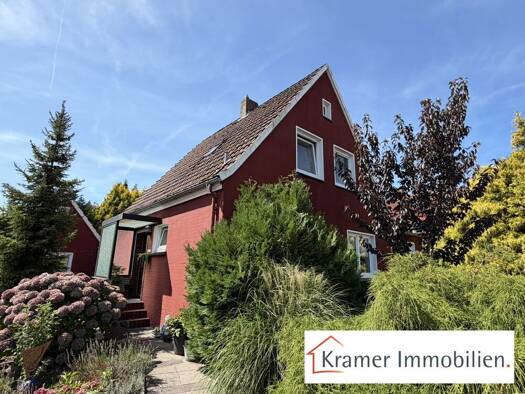 Einfamilienhaus zum Kauf 215.000 € 3 Zimmer 87,7 m² 662 m² Grundstück frei ab 31.03.2027 Varel Varel 26316