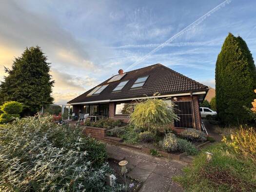 Haus zum Kauf 387.500 € 6 Zimmer 189 m² 1.227 m² Grundstück Bremervörde 27432