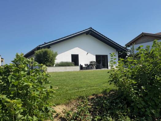 Bungalow zum Kauf 450.000 € 140 m² 1.098 m² Grundstück Wolfersdorf Zandt 93499
