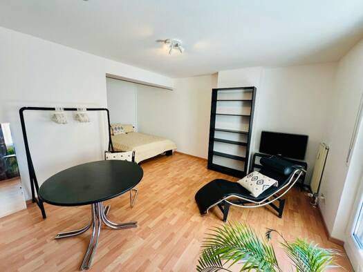 Wohnung zur Miete 630 € 1 Zimmer 37,3 m² Geschoss 1/4 frei ab sofort Lorenz Altstadt und engere Innenstadt 90402