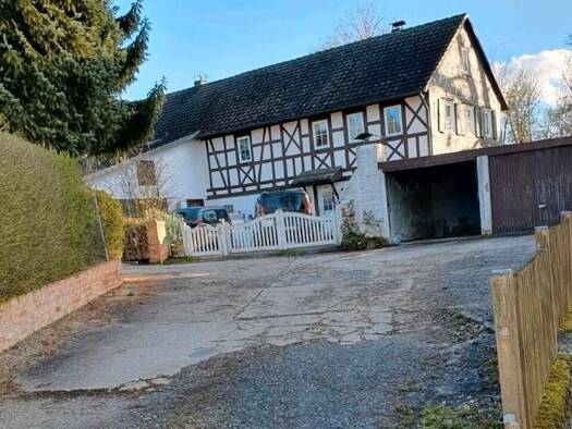 Mehrfamilienhaus zum Kauf provisionsfrei 390.000 € 8 Zimmer 250 m² 4.550 m² Grundstück Lensergasse 3 Dietersdorf Seßlach 96145