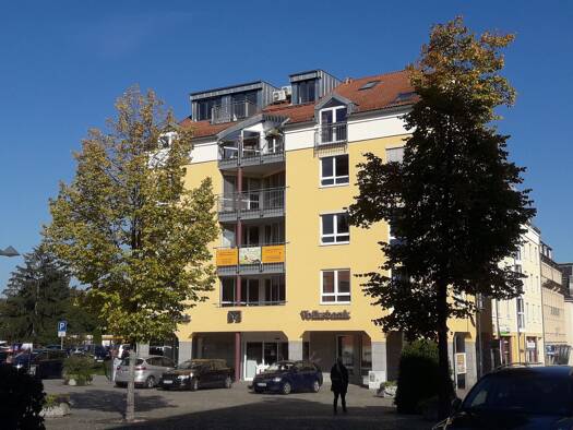 Wohnung zur Miete 355 € 2 Zimmer 51,5 m² 2. Geschoss Johannisplatz 4 Limbach-Oberfrohna Limbach-Oberfrohna 09212