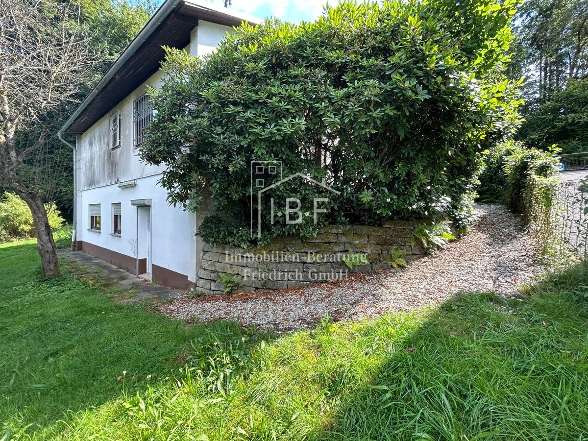 Einfamilienhaus zum Kauf 172.500 € 3 Zimmer 78,5 m²<br/>Wohnfläche 700 m²<br/>Grundstück (Alt-) Siegen - Achenbach Siegen 57072