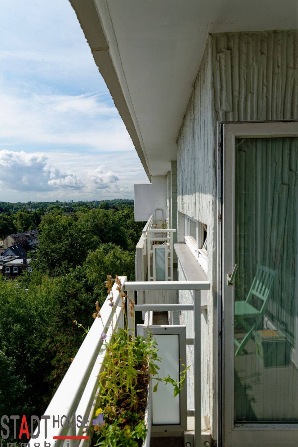 Property thumbnail 3