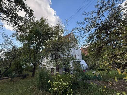 Einfamilienhaus zum Kauf 242.000 € 4 Zimmer 100 m² 993 m² Grundstück frei ab sofort Attenhofen Weißenhorn 89264