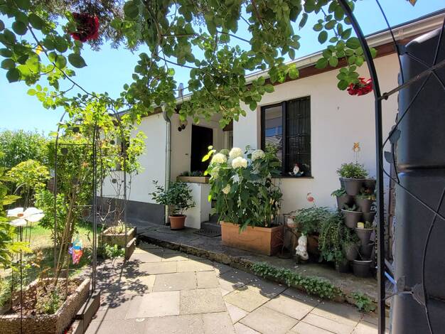 Einfamilienhaus zum Kauf 388.000 € 8 Zimmer 173 m² 566 m² Grundstück Oberlar Troisdorf 53842