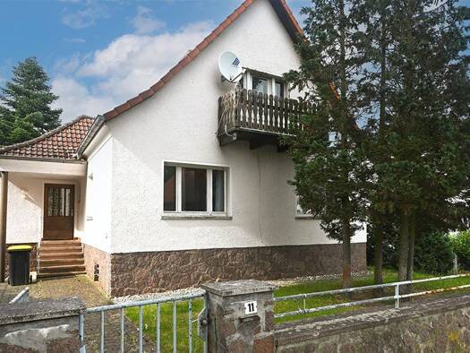 Einfamilienhaus zum Kauf 119.000 € 5 Zimmer 110 m² 1.026 m² Grundstück Genthin Genthin 39307