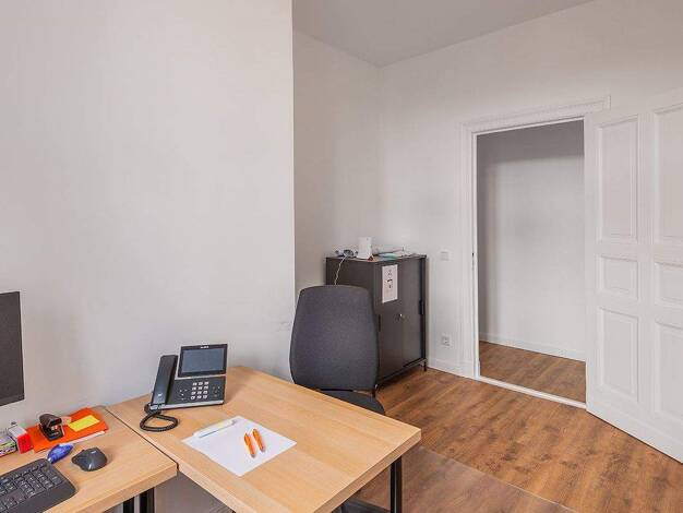 Bürofläche zur Miete provisionsfrei 450 € 38 m² Bürofläche Tempelhofer Damm Tempelhof Berlin 12099