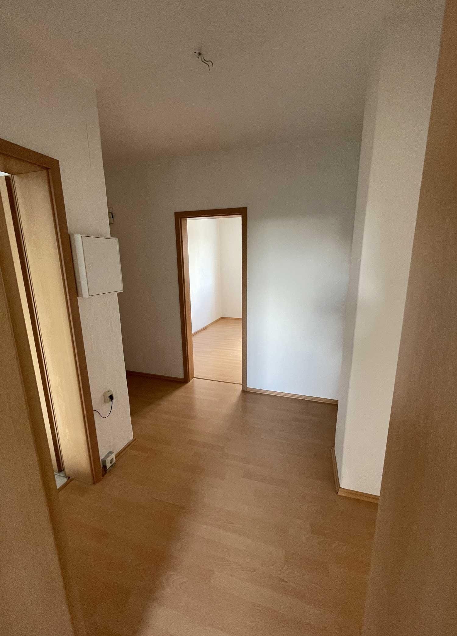 Wohnung zur Miete 315 € 3 Zimmer 64 m²<br/>Wohnfläche 1.<br/>Geschoss ab sofort<br/>Verfügbarkeit Arzberg Arzberg 04886