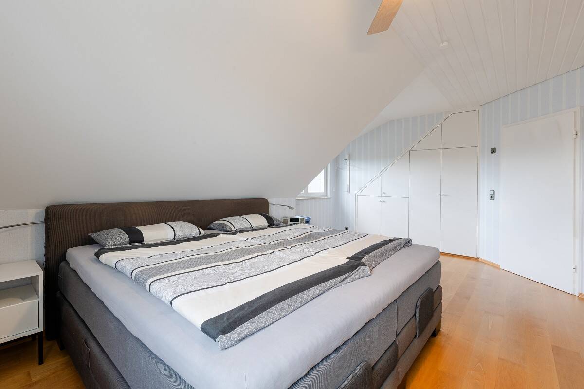 Einfamilienhaus zum Kauf - Mehr
