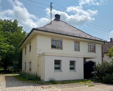 Einfamilienhaus zum Kauf 295.000 € 8 Zimmer 200 m² 298 m² Grundstück Kemptener Straße Markt Rettenbach Markt Rettenbach 87733
