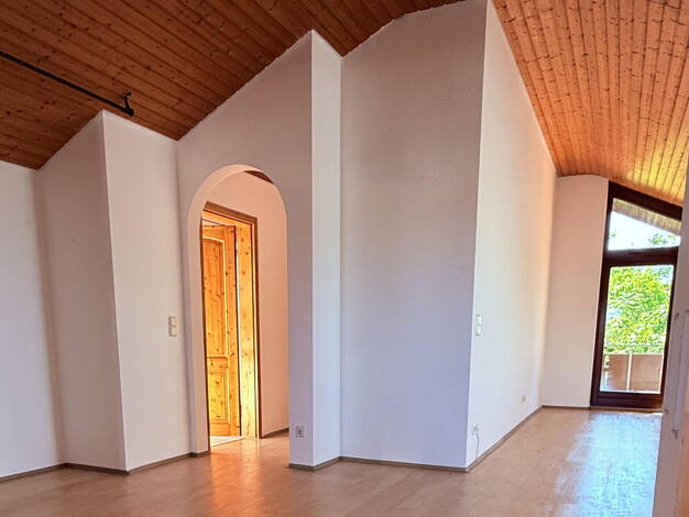 Wohnung zum Kauf provisionsfrei 338.000 € 4,5 Zimmer 100 m² Dachgeschoss, 1. Geschoss Beilstein Beilstein 71717