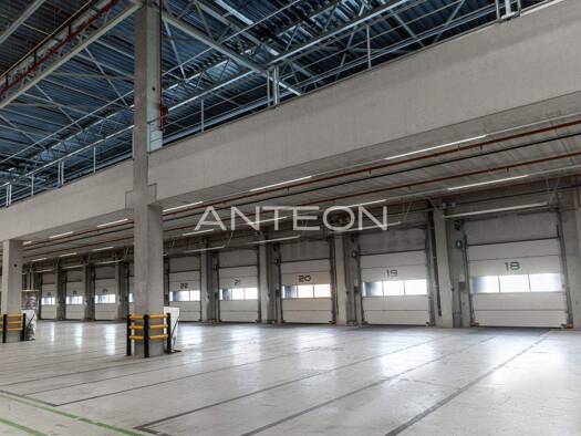 Lagerhalle zur Miete - Erstbezug 10.000 m² Lagerfläche Hilden 40721