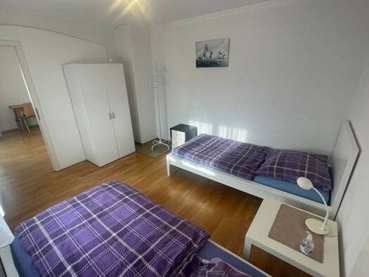 WG-Zimmer zur Miete Wohnen auf Zeit 660 € 29 m² frei ab sofort Schillerstrasse 0 Altbach (Esslingen) 73776