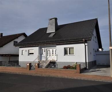 Mehrfamilienhaus zum Kauf 839.000 € 7 Zimmer 215,5 m² 655 m² Grundstück Rückingen Erlensee 63526