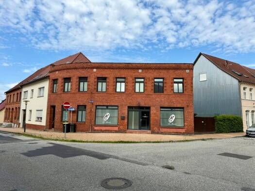 Stadthaus zum Kauf 199.000 € 6 Zimmer 125 m² 80 m² Grundstück frei ab sofort Crivitz Crivitz 19089