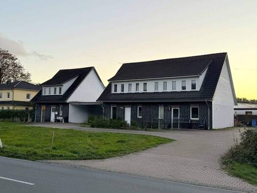 Mehrfamilienhaus zum Kauf 399.000 € 12 Zimmer 330 m² 2.101 m² Grundstück Wulmstorf Thedinghausen / Wulmstorf 27321