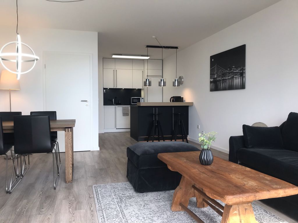 Wohnung zur Miete Wohnen auf Zeit 1.701 € 2 Zimmer 68 m²<br/>Wohnfläche 04.11.2024<br/>Verfügbarkeit Wiener Weg Junkersdorf Köln 50858