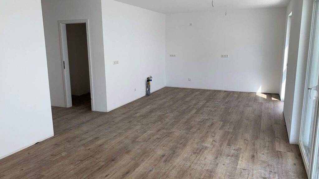 Wohnung zur Miete 950 € 3 Zimmer 80,1 m² 1. Geschoss frei ab 01.05.2026 Asbach-Bäumenheim 86663