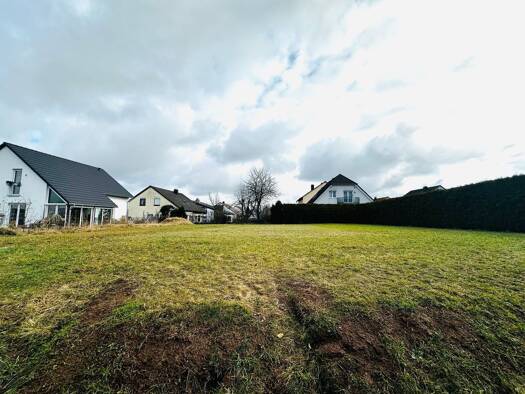 Grundstück zum Kauf 375.000 € 664 m² Grundstück frei ab sofort Langenzenn Langenzenn 90579