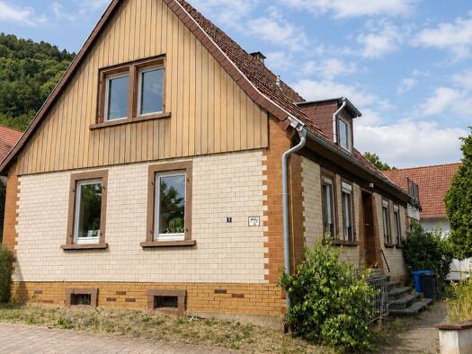 Einfamilienhaus zum Kauf provisionsfrei 100.000 € 4 Zimmer 130 m² 488 m² Grundstück Turnstraße 8 Hauenstein 76846