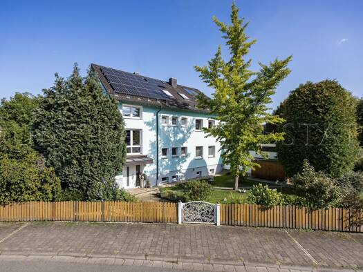 Mehrfamilienhaus zum Kauf 1.180.000 € 13 Zimmer 222 m² 1.463 m² Grundstück frei ab 01.11.2026 Burk Forchheim 91301