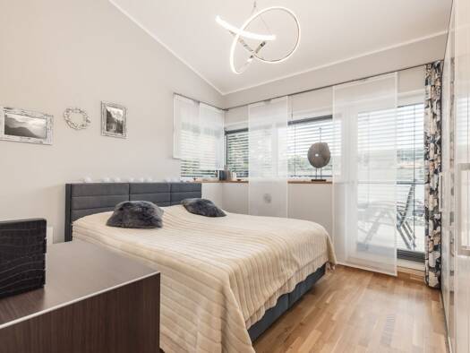 Wohnung zur Miete 740 € 3 Zimmer 86,6 m² Geschoss 1/1 frei ab 01.12.2026 Am Schießanger 6 Oberviechtach Oberviechtach 92526