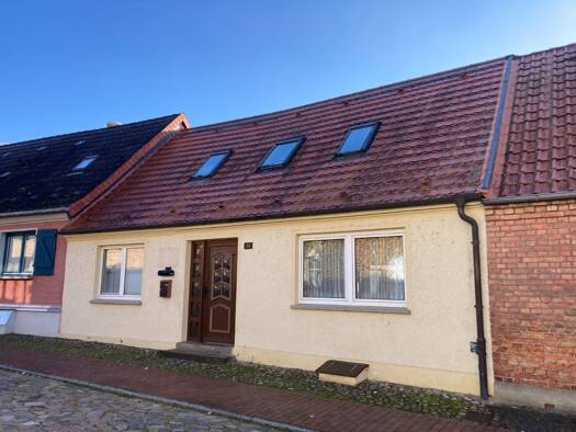 Reihenmittelhaus zum Kauf 130.000 € 5 Zimmer 145 m² 592 m² Grundstück Neukalen Neukalen 17154