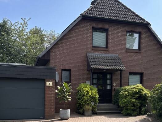 Einfamilienhaus zur Miete 2.150 € 4 Zimmer 118,3 m² 539 m² Grundstück frei ab 01.10.2026 Rönneburg Harburg 21079