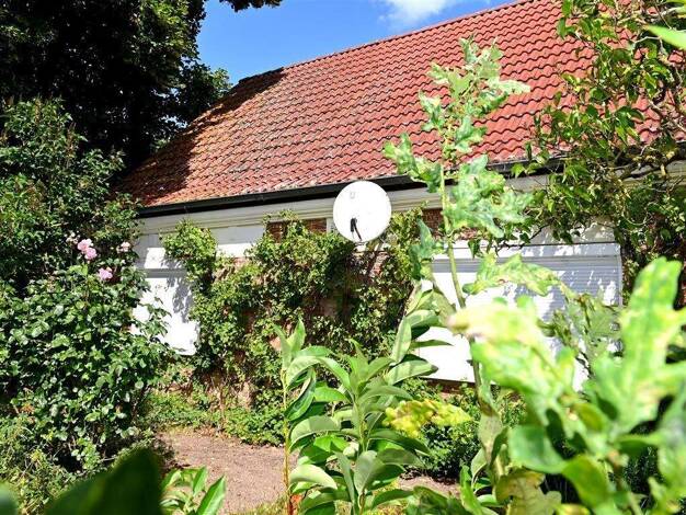 Einfamilienhaus zum Kauf 159.000 € 2 Zimmer 70 m² 2.555 m² Grundstück frei ab sofort Zarrendorf 18510