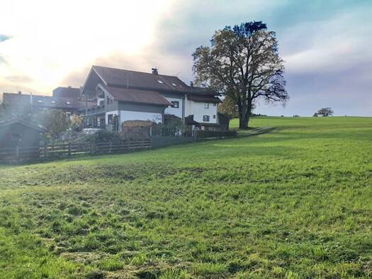 Grundstück zum Kauf 549.000 € 744 m² Grundstück Krottenmühl Söchtenau 83139