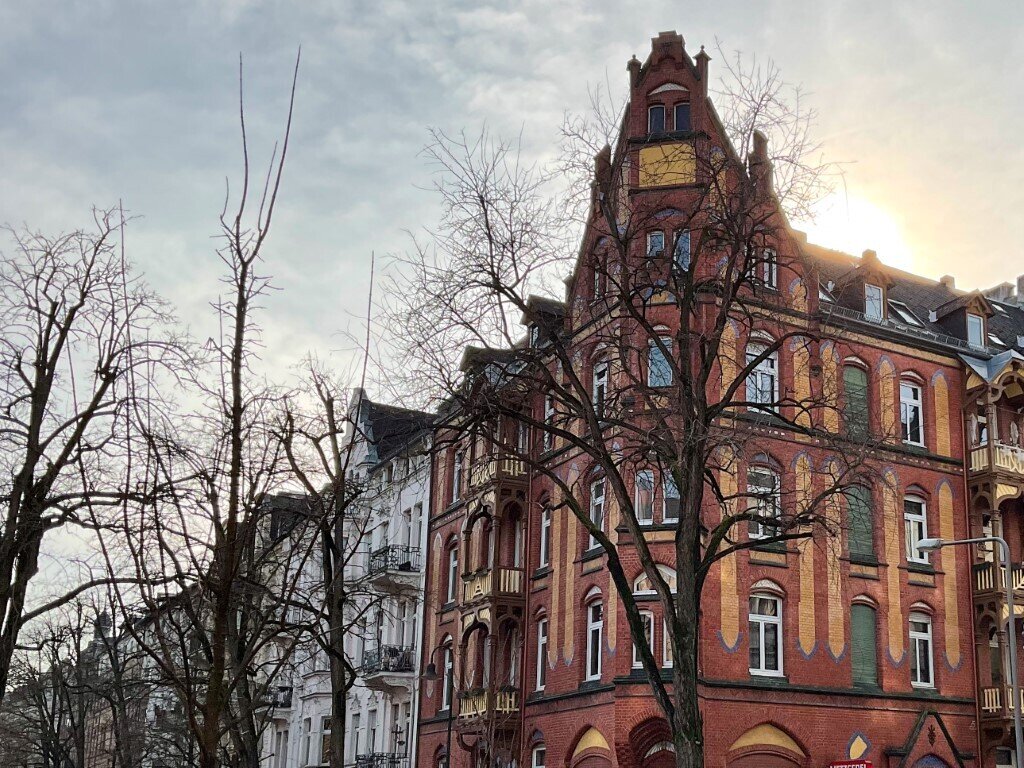 Wohnung zum Kauf 398.000 € 4 Zimmer 95 m²<br/>Wohnfläche 1.<br/>Geschoss ab sofort<br/>Verfügbarkeit Westend Wiesbaden 65195