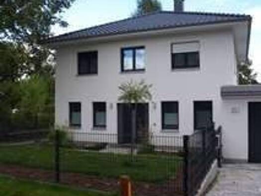 Einfamilienhaus zum Kauf provisionsfrei 756.000 € 4 Zimmer 145 m² 950 m² Grundstück Falkensee 14612