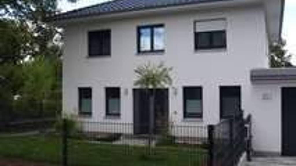 Einfamilienhaus zum Kauf provisionsfrei 756.000 € 4 Zimmer 145 m² 950 m² Grundstück Falkensee 14612