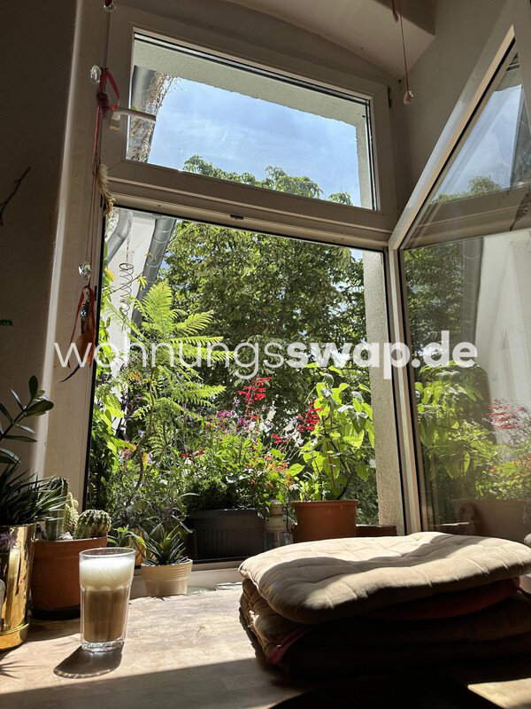 Studio zur Miete 500 € 2 Zimmer 63 m²<br/>Wohnfläche 4.<br/>Geschoss Friedrichshain 10245