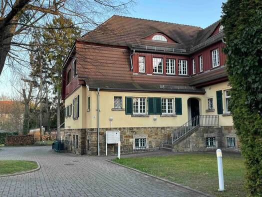 Wohnung zur Miete 575 € 2 Zimmer 69 m² frei ab 01.06.2026 Strehlen Dresden 01219