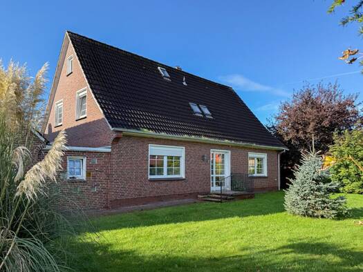 Mehrfamilienhaus zum Kauf 275.000 € 8 Zimmer 220 m² 3.129 m² Grundstück Berumbur 26524