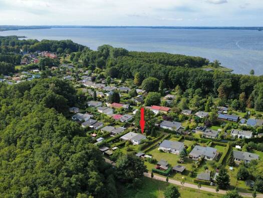 Bungalow zum Kauf 89.000 € 2 Zimmer 50 m² 626 m² Grundstück frei ab sofort Am Schweriner See 76 Flessenow Dobin am See 19067