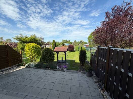 Reihenmittelhaus zum Kauf 360.000 € 4 Zimmer 95 m² 246 m² Grundstück Knautkleeberg-Knauthain Südwest 04249