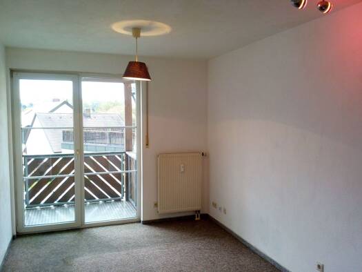 Wohnung zur Miete 400 € 1 Zimmer 26 m² Geschoss 1/3 frei ab sofort Sallern-Gallingkofen Regensburg 93057