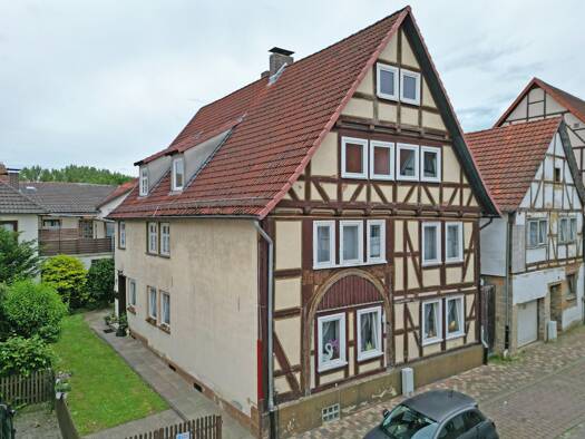 Mehrfamilienhaus zum Kauf 140.000 € 13 Zimmer 330 m² 888 m² Grundstück Grebenstein Grebenstein 34393