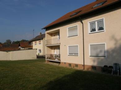 Wohnung zur Miete 920 € 3 Zimmer 87 m² Geschoss 1/1 Vilseck Vilseck 92249