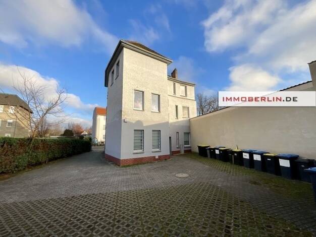 Mehrfamilienhaus zum Kauf als Kapitalanlage geeignet 635.000 € 305 m² 840 m² Grundstück Falkensee 14612