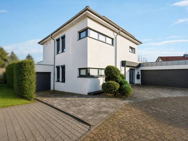 Mehrfamilienhaus zum Kauf 779.000 € 7 Zimmer 250 m² 655 m² Grundstück Picard Saarlouis 66740