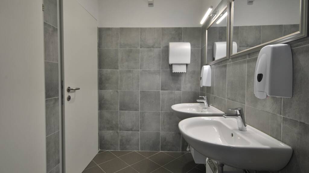 Gastronomie/Hotel zur Miete 1.280 € Am Spitz Neunkirchen 2620