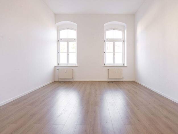 Studio zur Miete 950 € 4 Zimmer 167 m² Wittenberger Straße 25 Torgau 04860