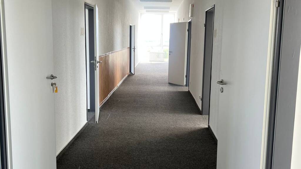 Büro zur Miete provisionsfrei 5 € 6 Zimmer 262 m² Bürofläche teilbar von 20 m² bis 60 m² Arneburger Str. 37 j Tangermünde 39590