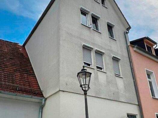 Mehrfamilienhaus zum Kauf 348.000 € 8 Zimmer 169 m² 215 m² Grundstück frei ab sofort Hechingen Hechingen 72379