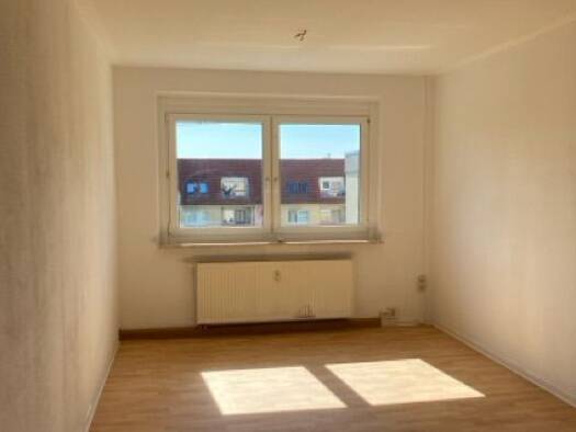 Wohnung zur Miete 545 € 3 Zimmer 70,3 m² 3. Geschoss frei ab 15.09.2026 Humboldtstraße 64 f Schönblick Weimar 99425