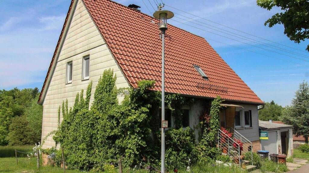 Sonstiges zum Kauf als Kapitalanlage geeignet 215.000 € 6 Zimmer 123,3 m² 1.768,3 m² Grundstück Kreuzle Wüstenrot 71543